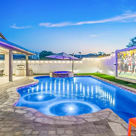 Villa Hollywood Hideaway With 158